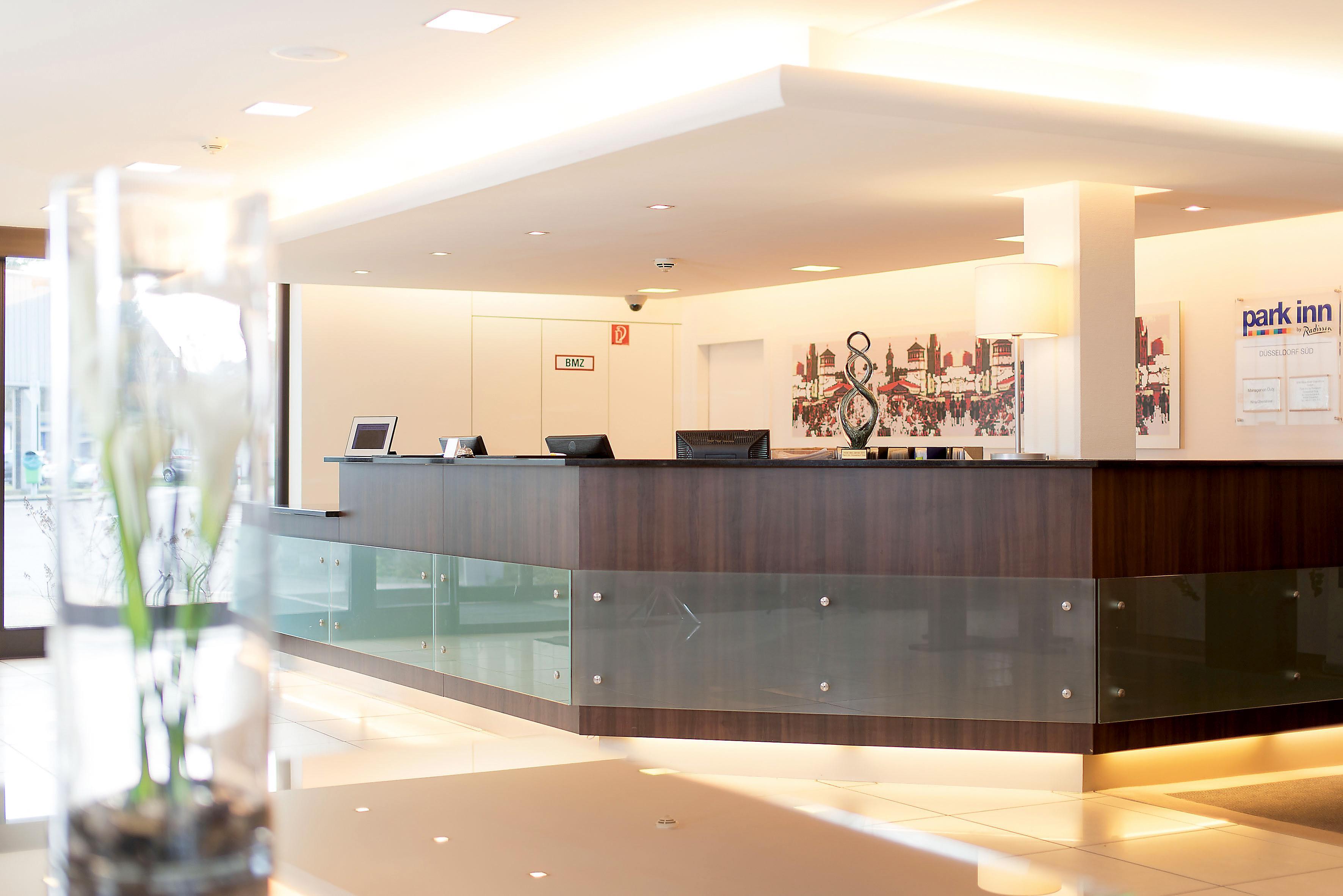 Mercure Hotel Duesseldorf Sued Ngoại thất bức ảnh