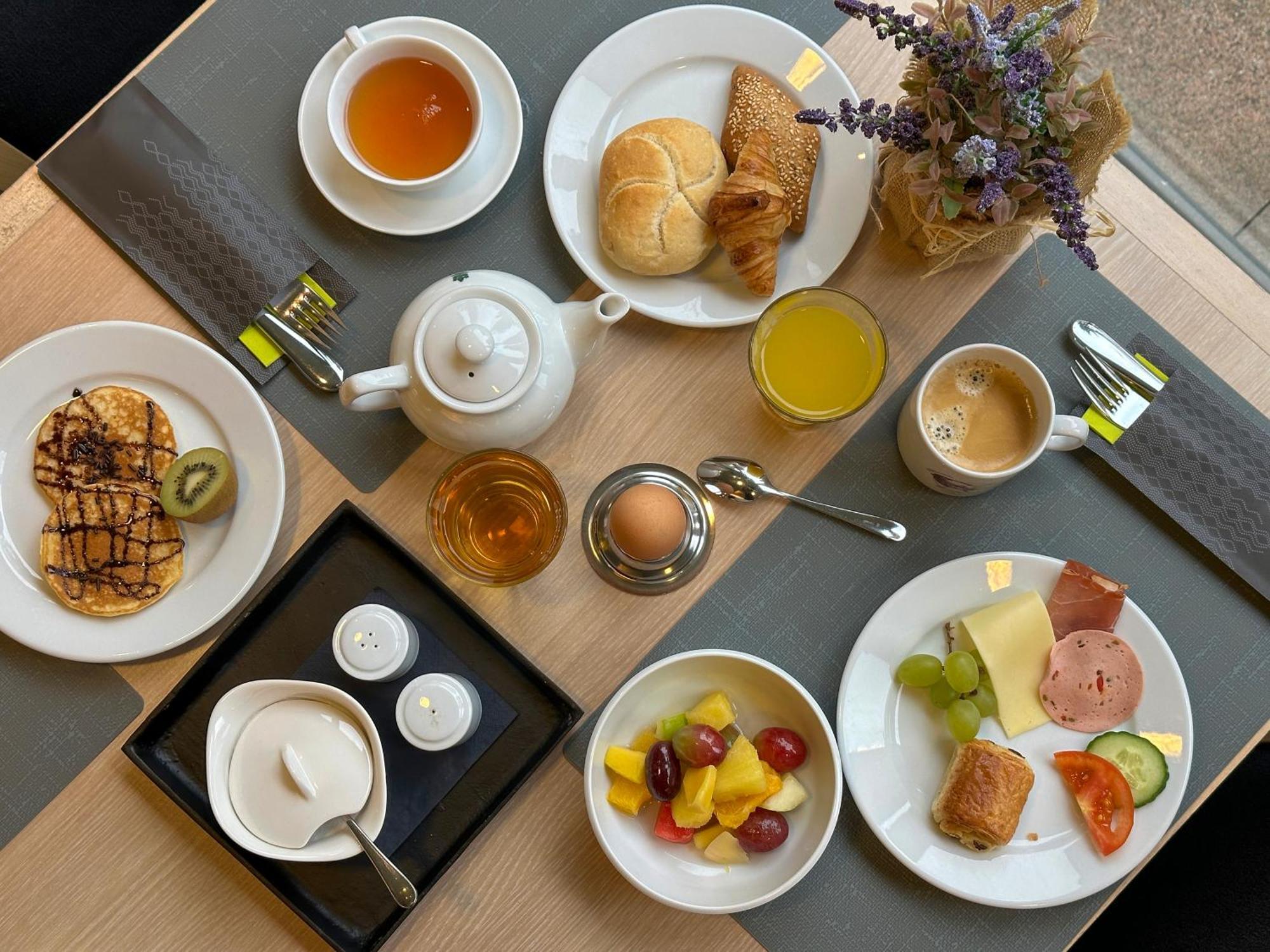 Mercure Hotel Duesseldorf Sued Ngoại thất bức ảnh