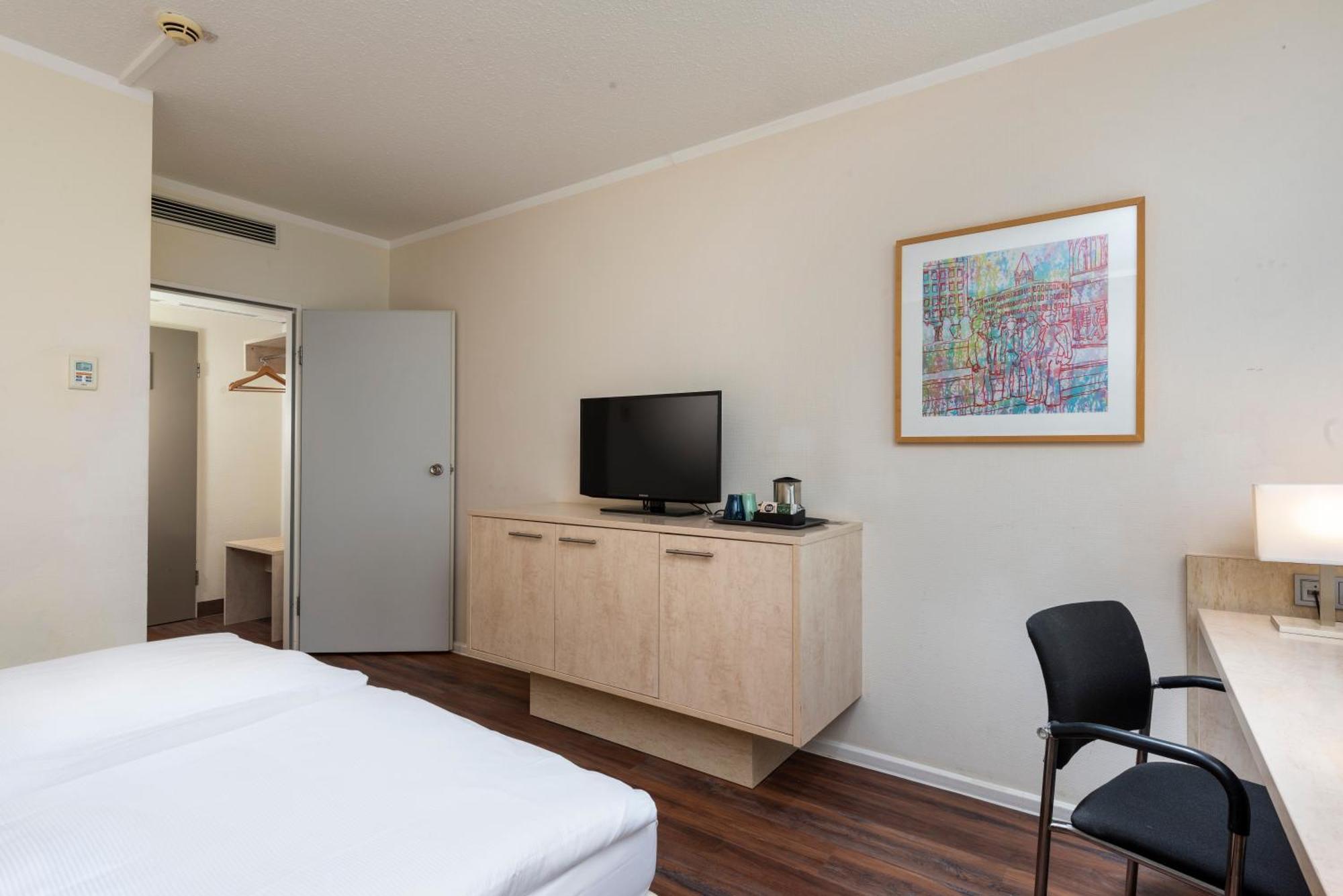 Mercure Hotel Duesseldorf Sued Ngoại thất bức ảnh