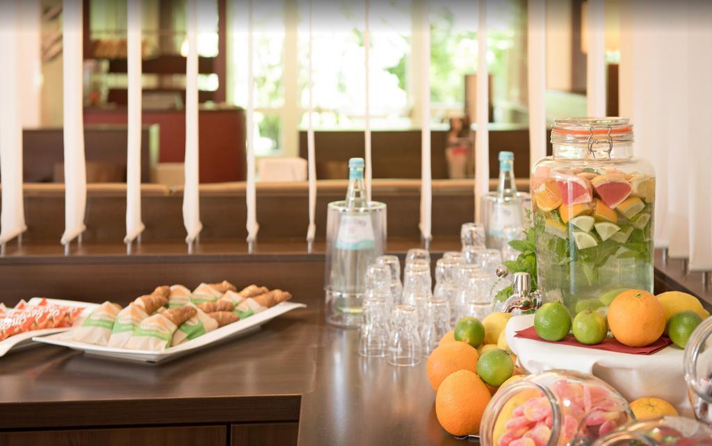 Mercure Hotel Duesseldorf Sued Nhà hàng bức ảnh